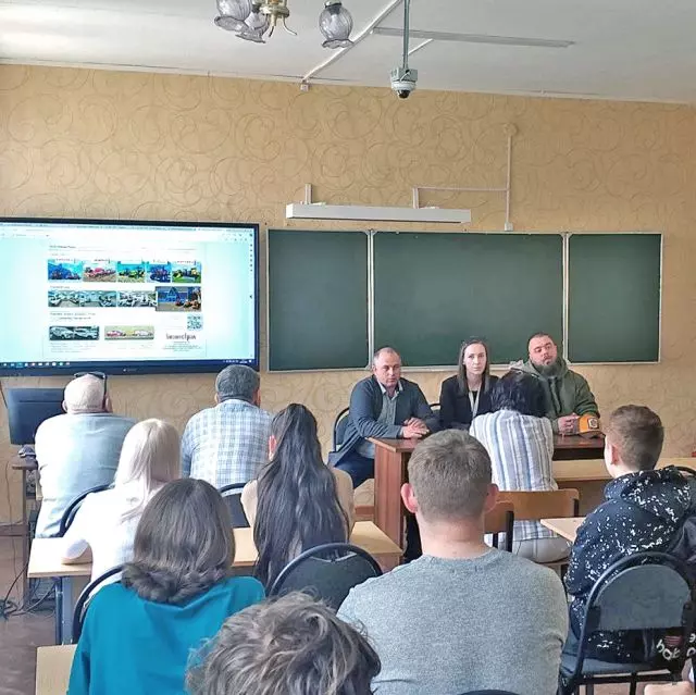Передача учебных материалов в Тяжинский агропромышленный техникум
