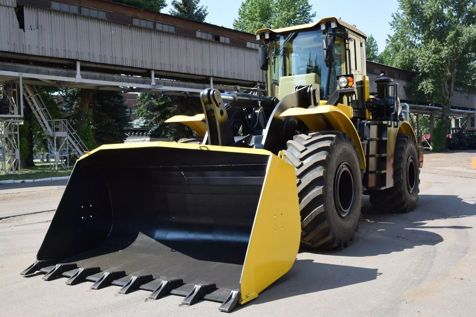 Кировец К-708ПК8